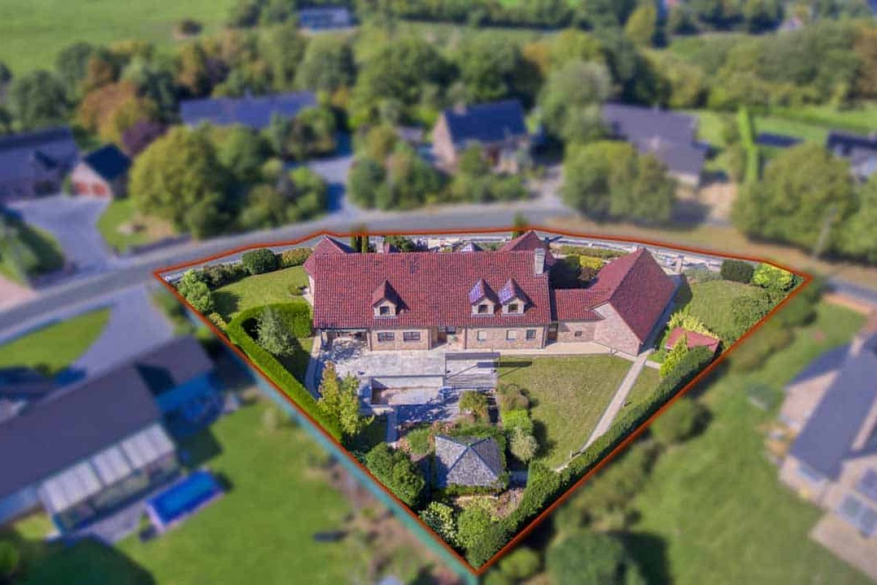 17 rue Tainne 6250 Aiseau-Presles - Magnifique villa idéalement située
